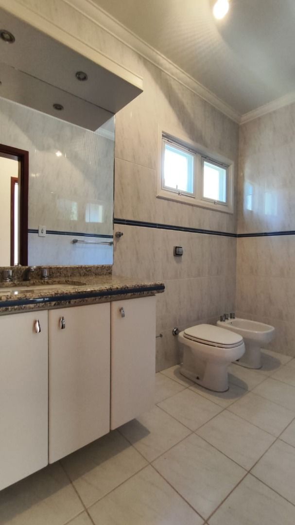 Casa de condomínio à venda no Condomínio Jardim Theodora: