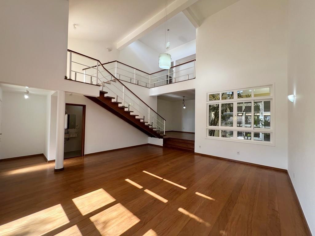 Casa de condomínio à venda no Condomínio Jardim Theodora: