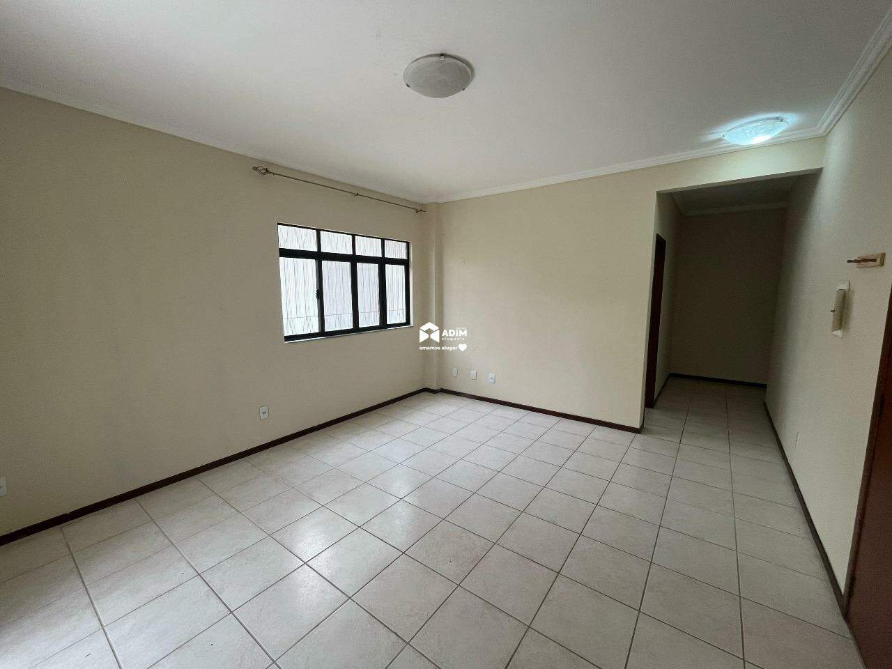 [Edificio] Apartamento para aluguel Condomínio Zahnartz: 