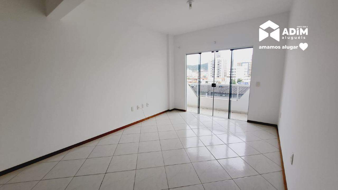 [Edificio] Apartamento para aluguel São Cristovão: 