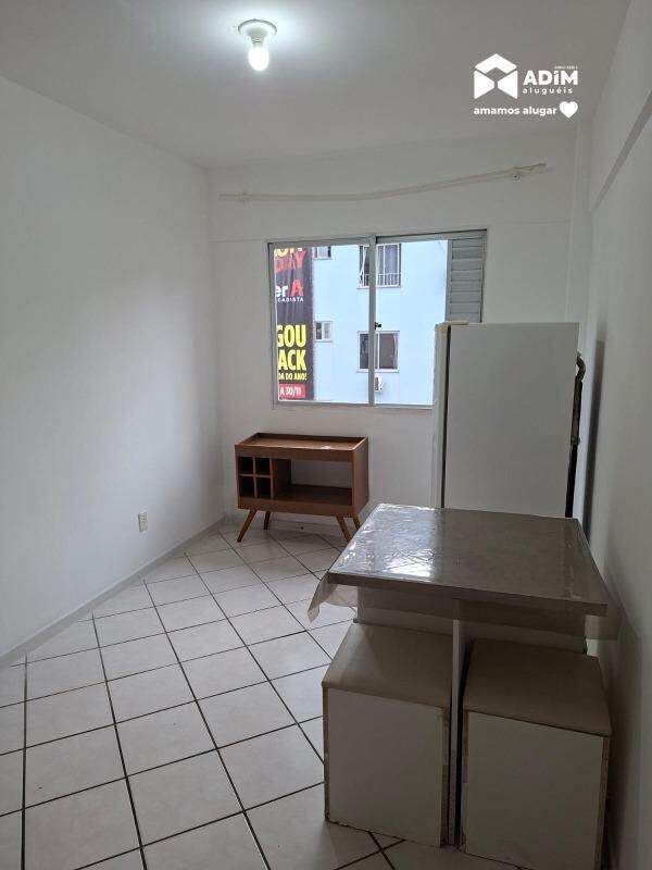 [Edificio] Apartamento para aluguel Paranavaí: 