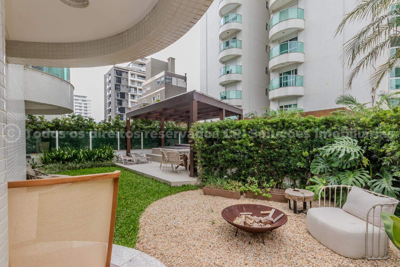 Apartamento 4 suítes no Brava Beach Aroeira, Praia Brava, em Itajaí