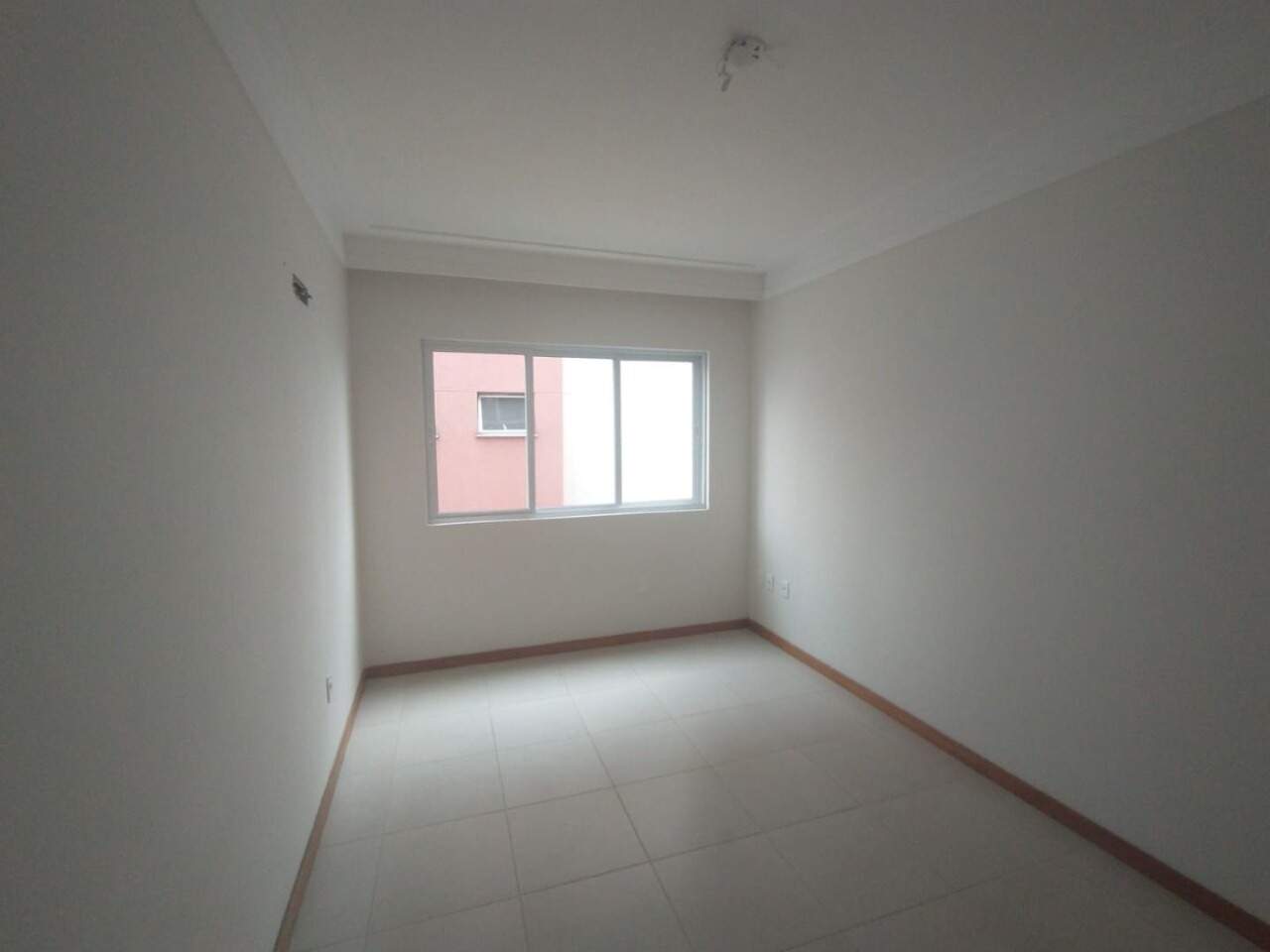 [Edificio] Apartamento para aluguel Piemonte: 