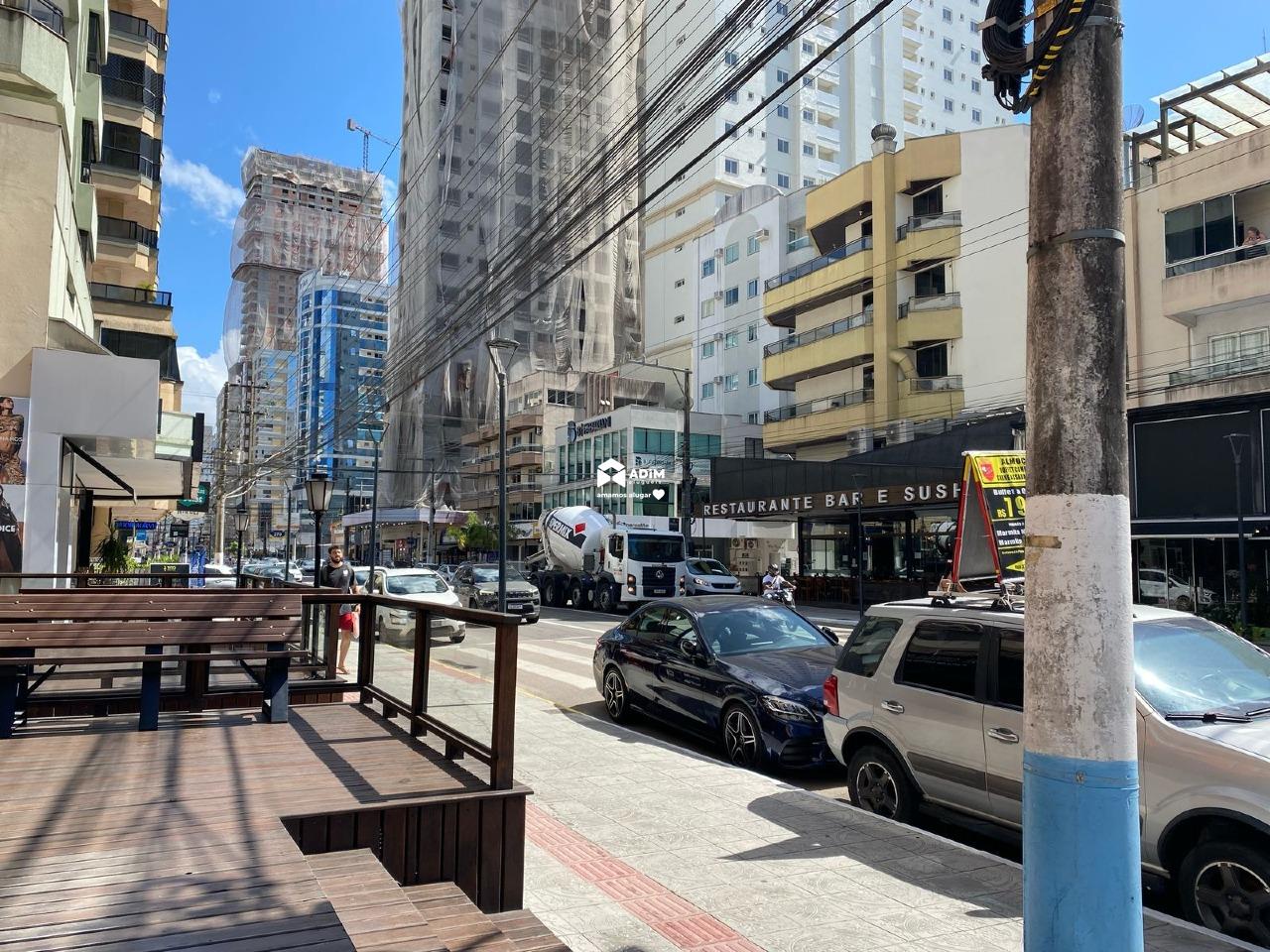 [Edificio] Sala comercial para aluguel : 