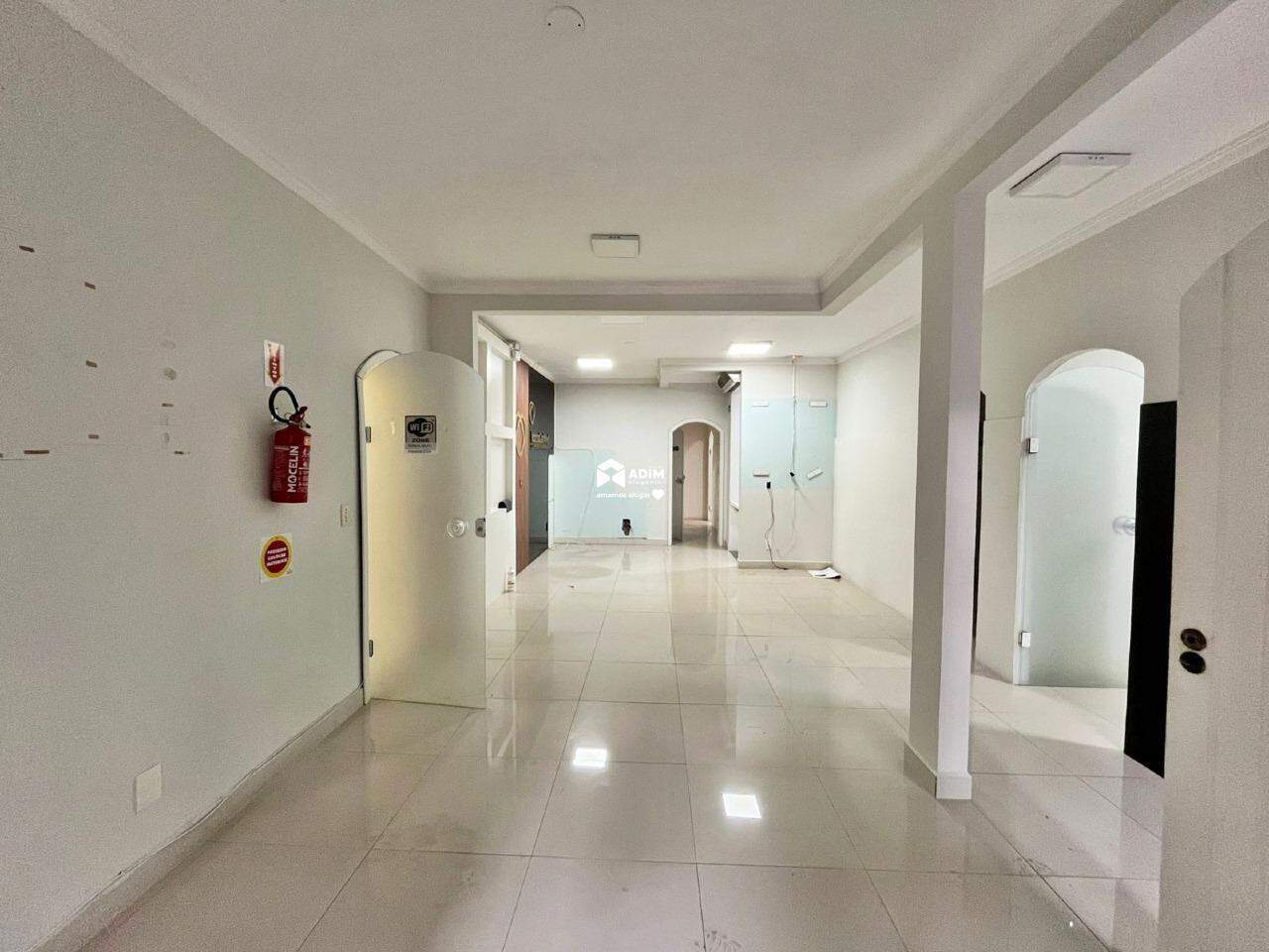 [Edificio] Sala comercial para aluguel : 