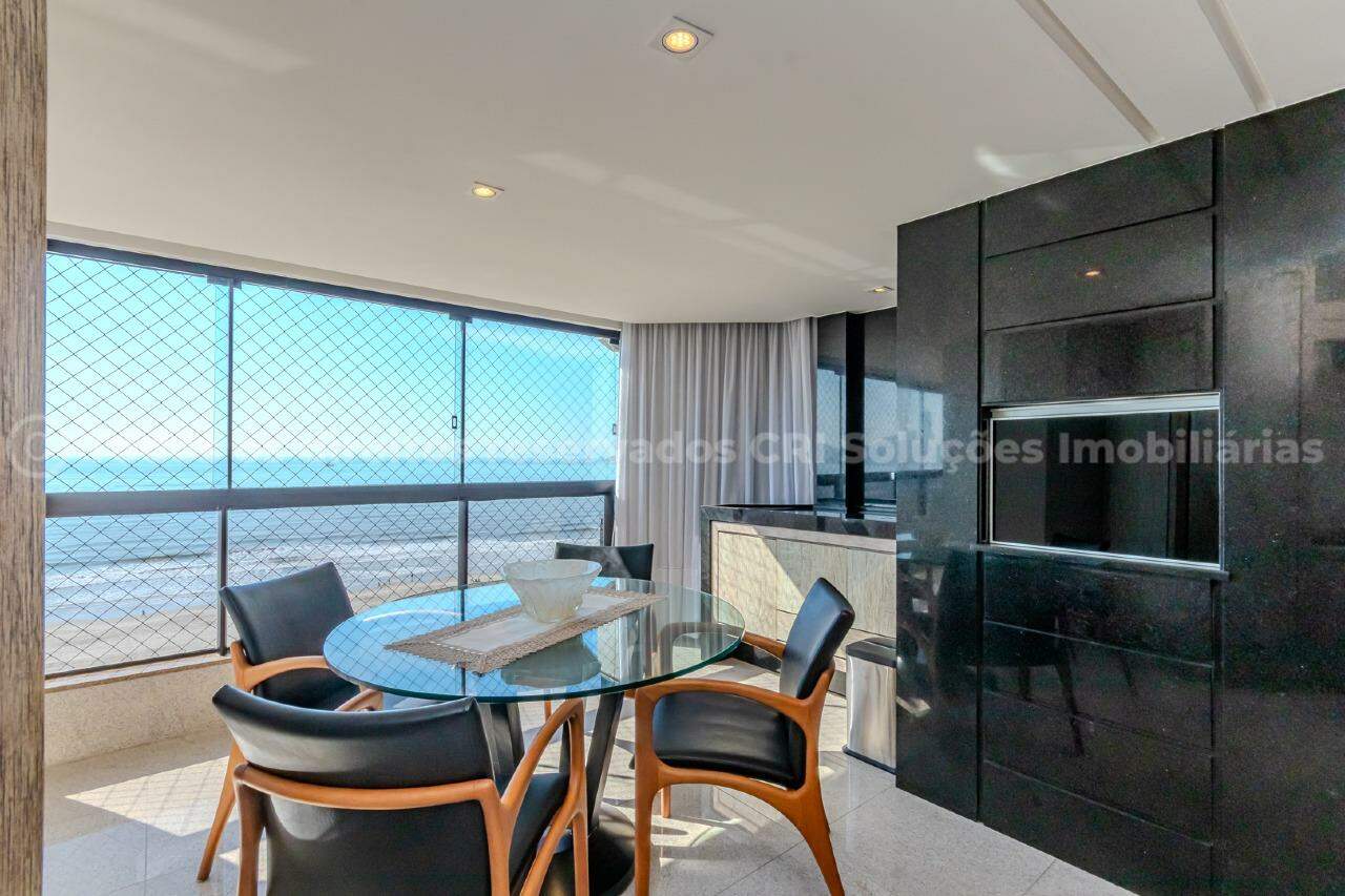 Apartamento Mobiliado Frente Mar com 04 Suítes á venda no Edifício Nina Schürmann em Balneário Camboriú
