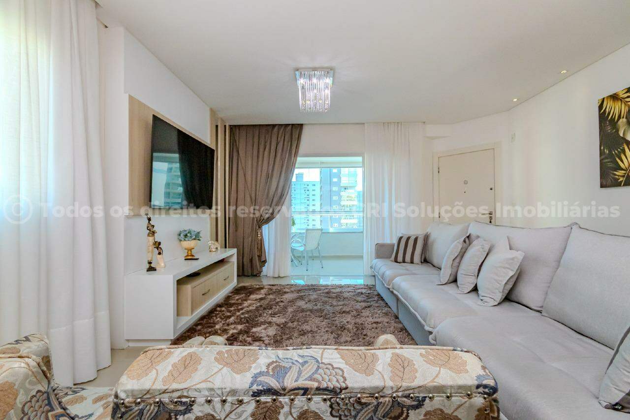 Apartamento Mobiliado com 3 Dormitórios e 140 m² no Arquipélago dos Açores – Meia Praia, Itapema