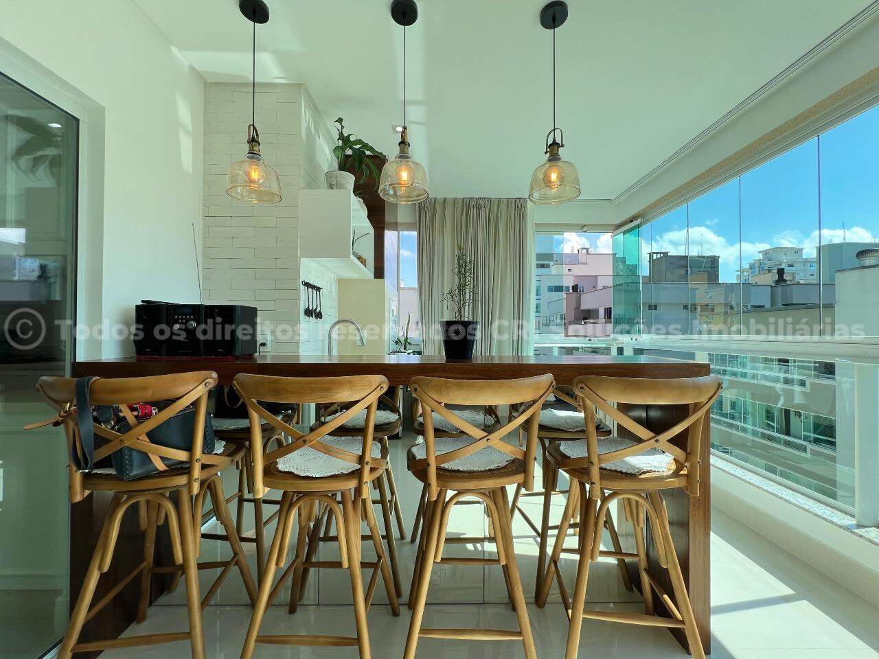 Apartamento com 4 Suítes e 3 Vagas no Via Veneto – Mobiliado em Meia Praia, Itapema/SC