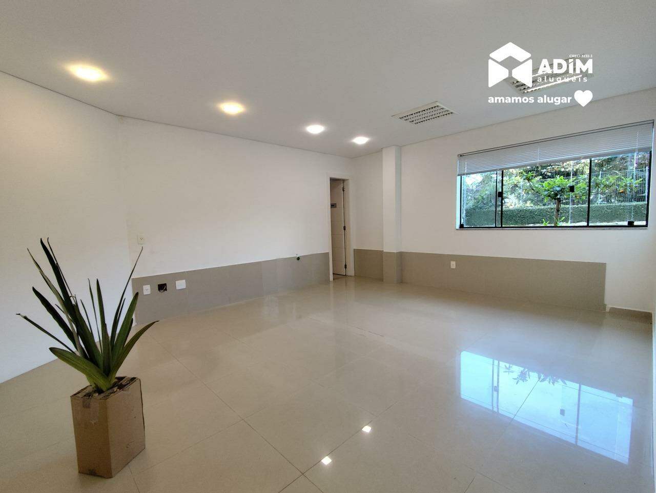 [Edificio] Sala comercial para aluguel Ed Santa Clara Consultórios Médicos: 