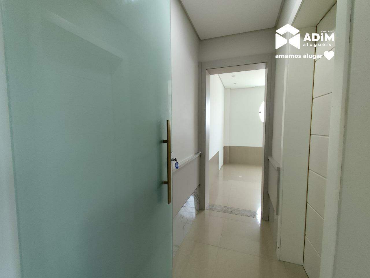 [Edificio] Sala comercial para aluguel Ed Santa Clara Consultórios Médicos: entrada da sala
