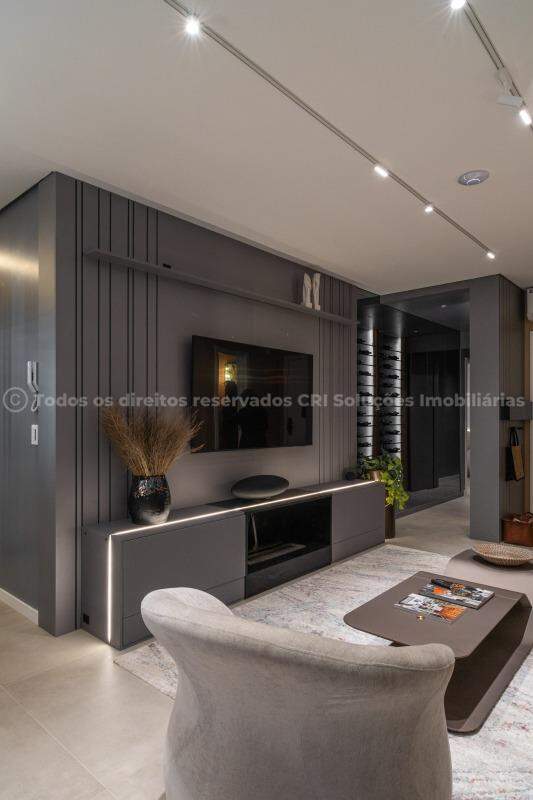 Apartamento 4 dormitórios Edifício Farol de Valença Balneário Camboriú