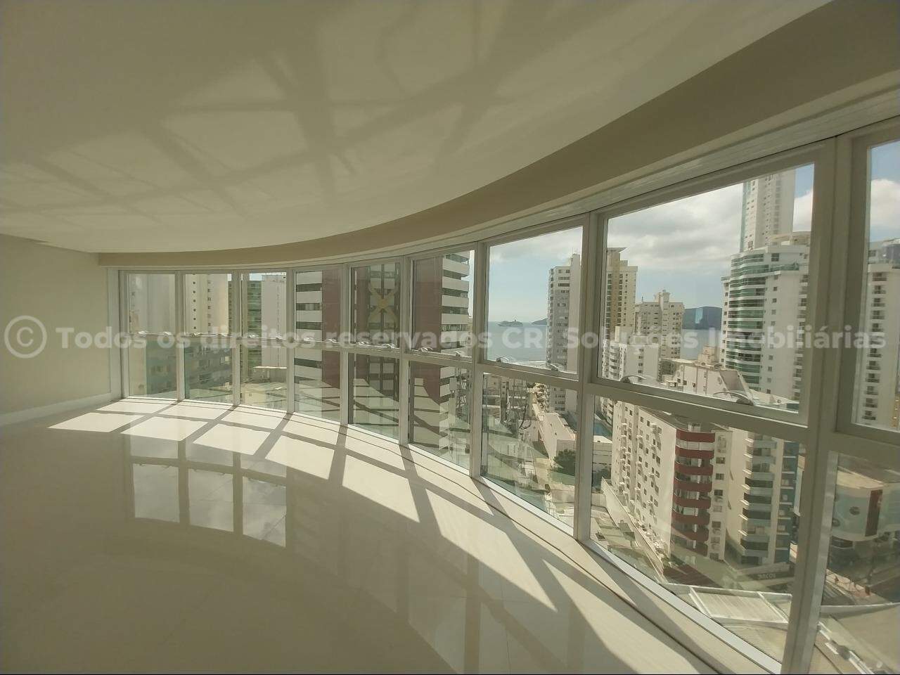 Apartamento 4 dormitórios 2 suítes Olympo Tower Centro Balneário Camboriú