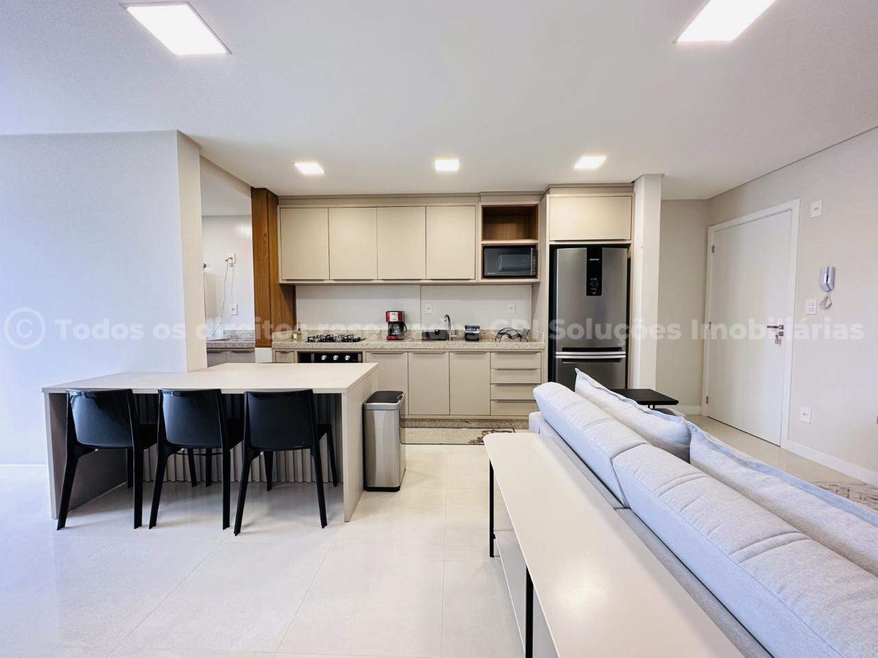 Apartamento a venda com 01 suíte no Privilège Residence na Praia Brava em Itajai 