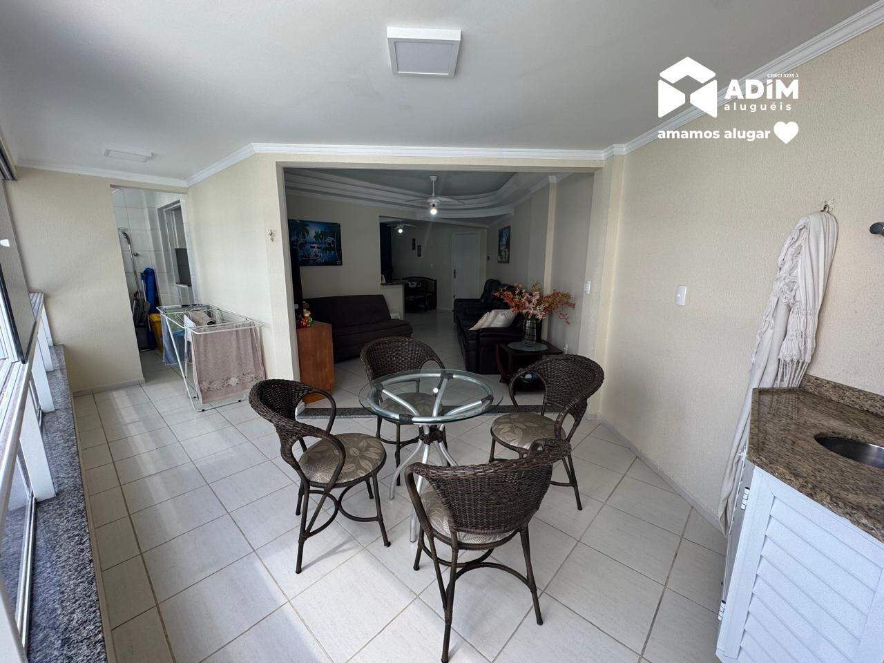 [Edificio] Apartamento para aluguel Esquina Central: 