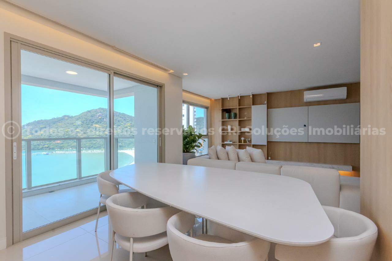 Apartamento 4 Suítes no Edifício Ilhas Marianas Barra Sul Balneário Camboriú