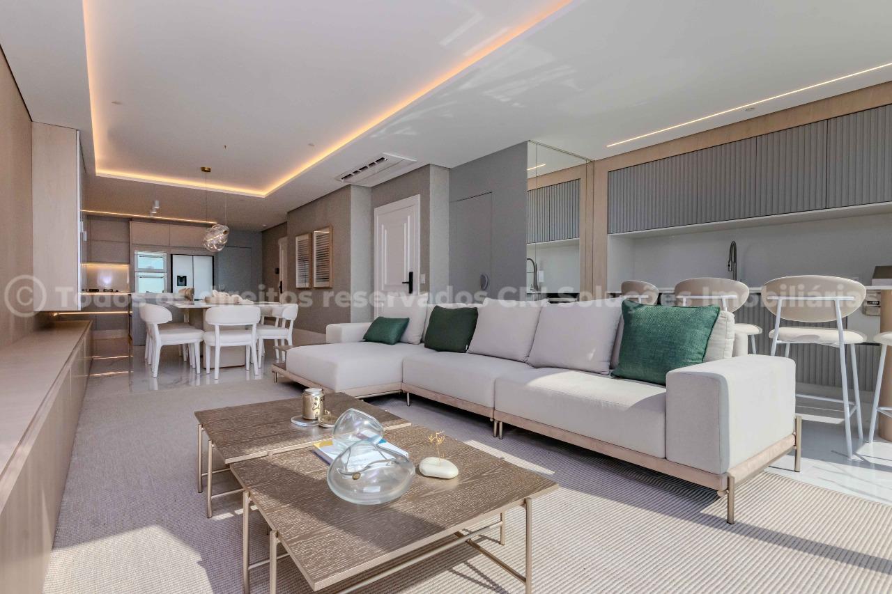 Apartamento no Edifício Boreal Tower Frente mar no Centro de Balneário Camboriú