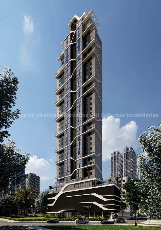 Apartamento alto-padrão à venda com 3 suítes e 3 vagas de garagem no Edifício Pericó no centro de Balneário Camboriú