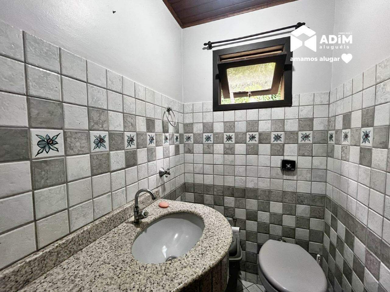 [Edificio] Casa para aluguel : 