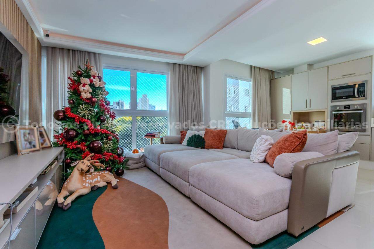 Apartamento alto-padrão à venda com 3 suítes com closet e 3 vagas de garagem no Bosque Belcanto, na Barra Norte de Balneário Camboriú