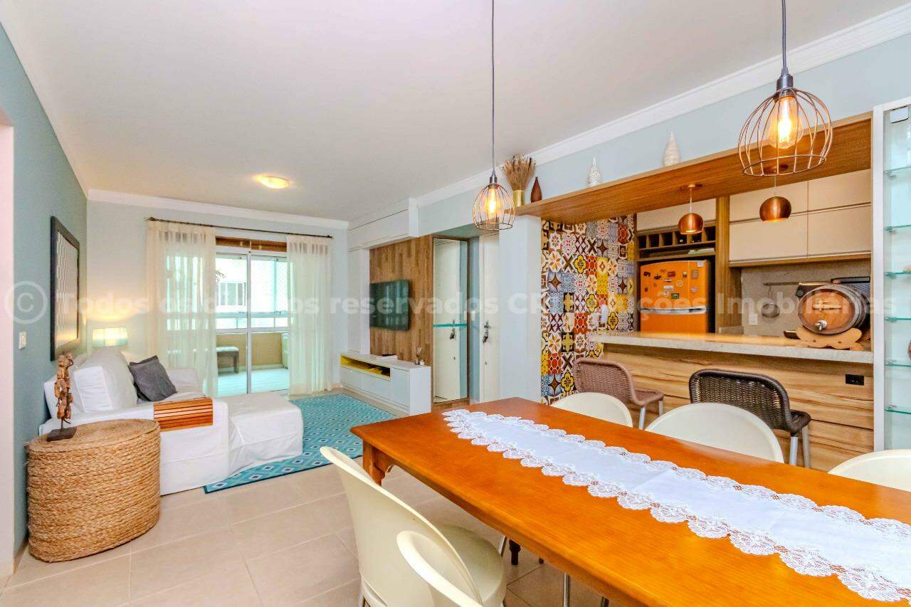 Apartamento à venda, 2 quartos, 1 suíte, 2 vagas, Centro - Balneário Camboriú/SC