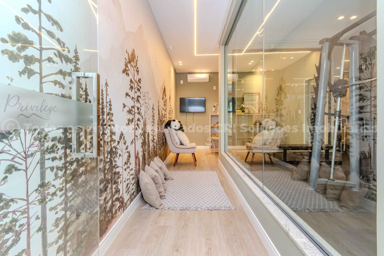 Apartamento Mobiliado a 200m do Mar com 2 Quartos, 1 Suíte, 2 Banheiros, Lazer e 1 Vaga no Privilége Residence