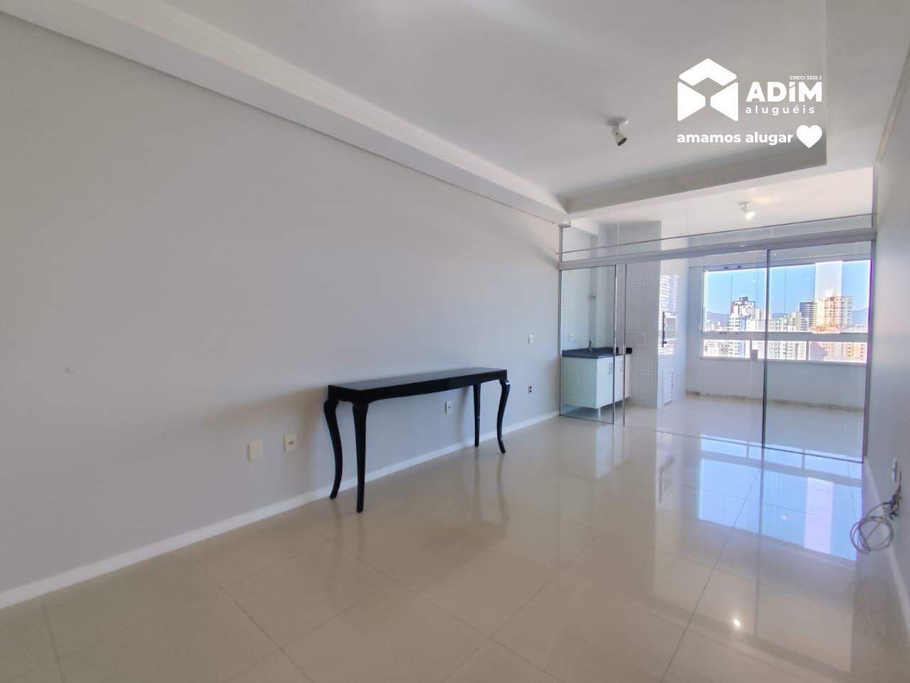 [Edificio] Apartamento para aluguel Bouggainville: 