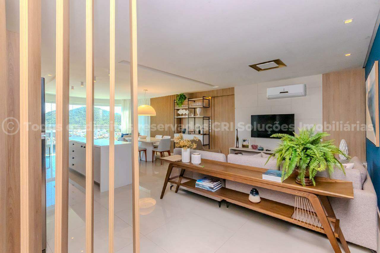 Apartamento com 03 Suítes no Brava Beach Corais na Praia Brava em Itajaí