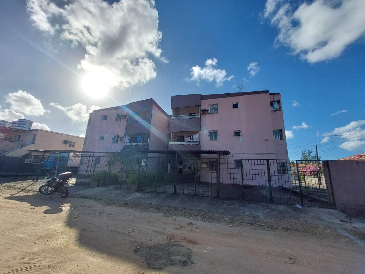 Apartamento 2 quartos ( 1 suíte ) para para aluguel em Cordeiro - Recife - Edifício Morais - CTI imobiliaria: 
