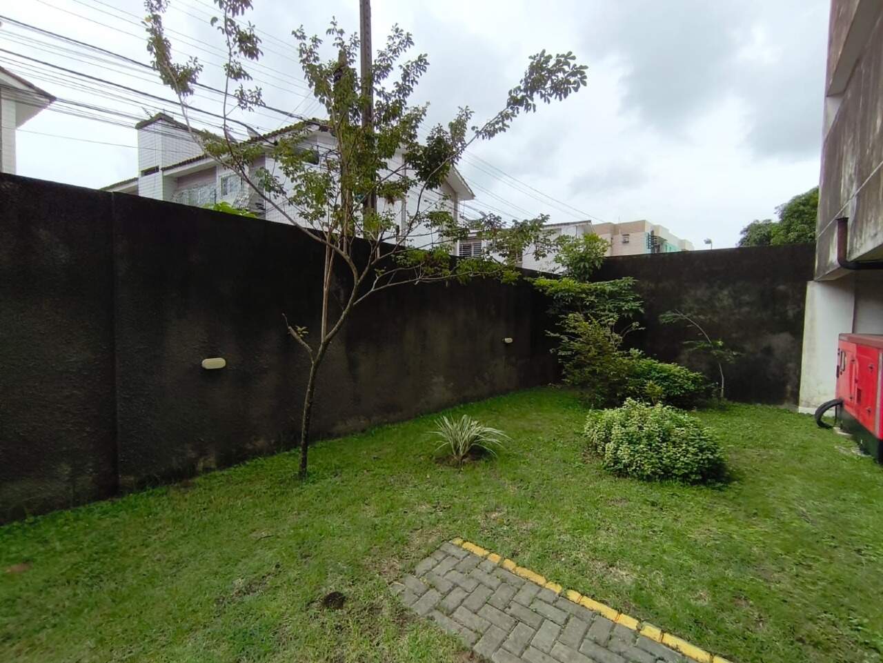 Apartamento 2 quartos ( 1 suíte ) para à venda em Iputinga - Recife - Edifício Moisés Rodrigues - CTI imobiliaria: jardim e churrasqueira 