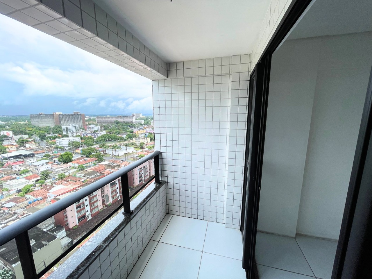 Apartamento 2 quartos ( 1 suíte ) para à venda em Iputinga - Recife - Edifício Moisés Rodrigues - CTI imobiliaria: Varanda 