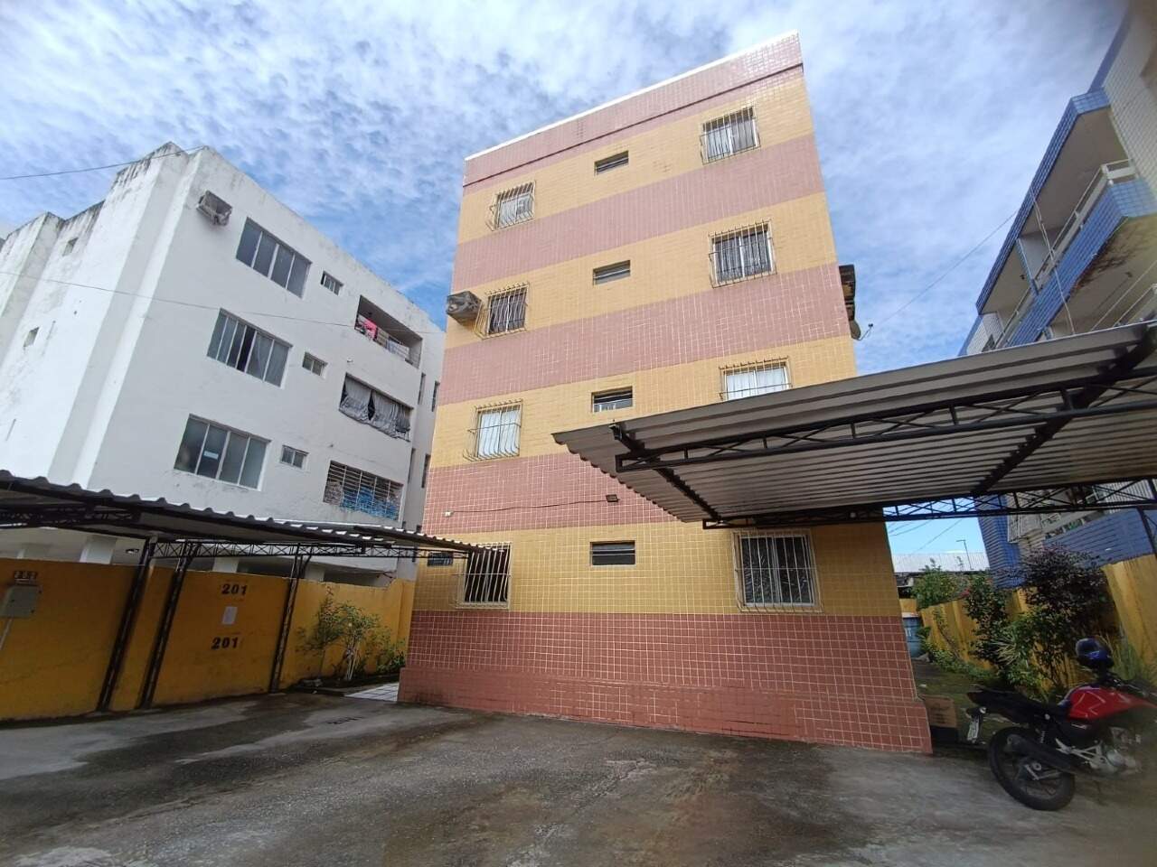 Apartamento 2 quartos ( 1 suíte ) para para aluguel em Cordeiro - Recife - - CTI imobiliaria: 
