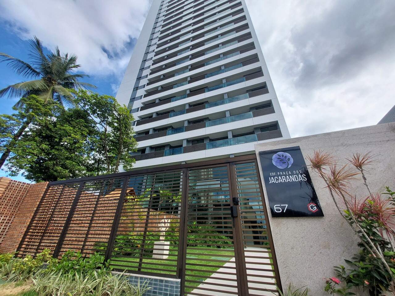 Apartamento 1 quarto ( 1 suíte ) para para aluguel em Várzea - Recife - Edifício Praça dos Jacarandas - CTI imobiliaria: 