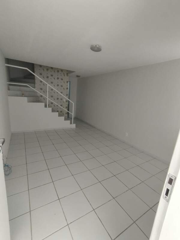 Casa à venda no Jardim São Paulo: Sala 2 ambientes 