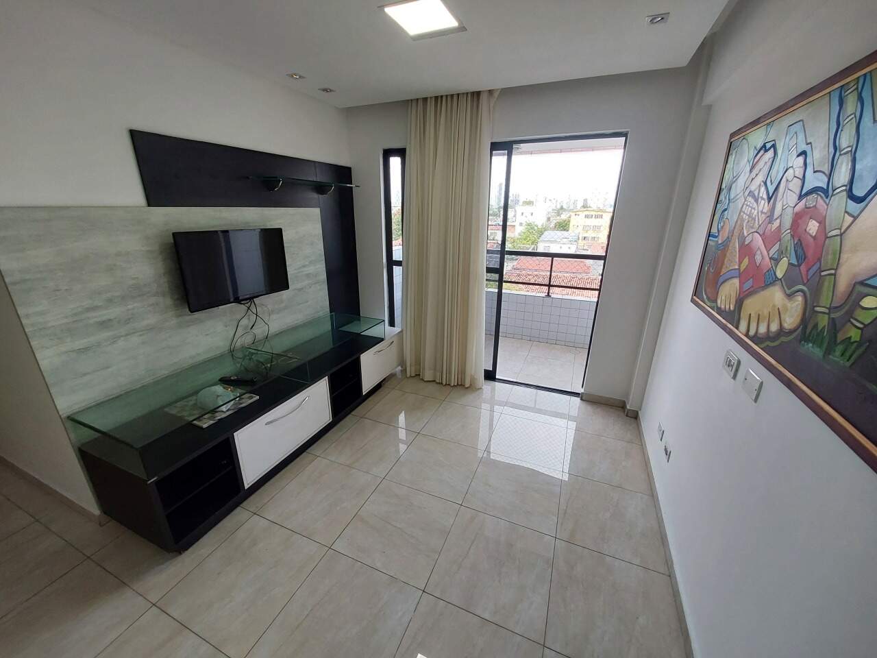 Apartamento para aluguel no Cordeiro: 