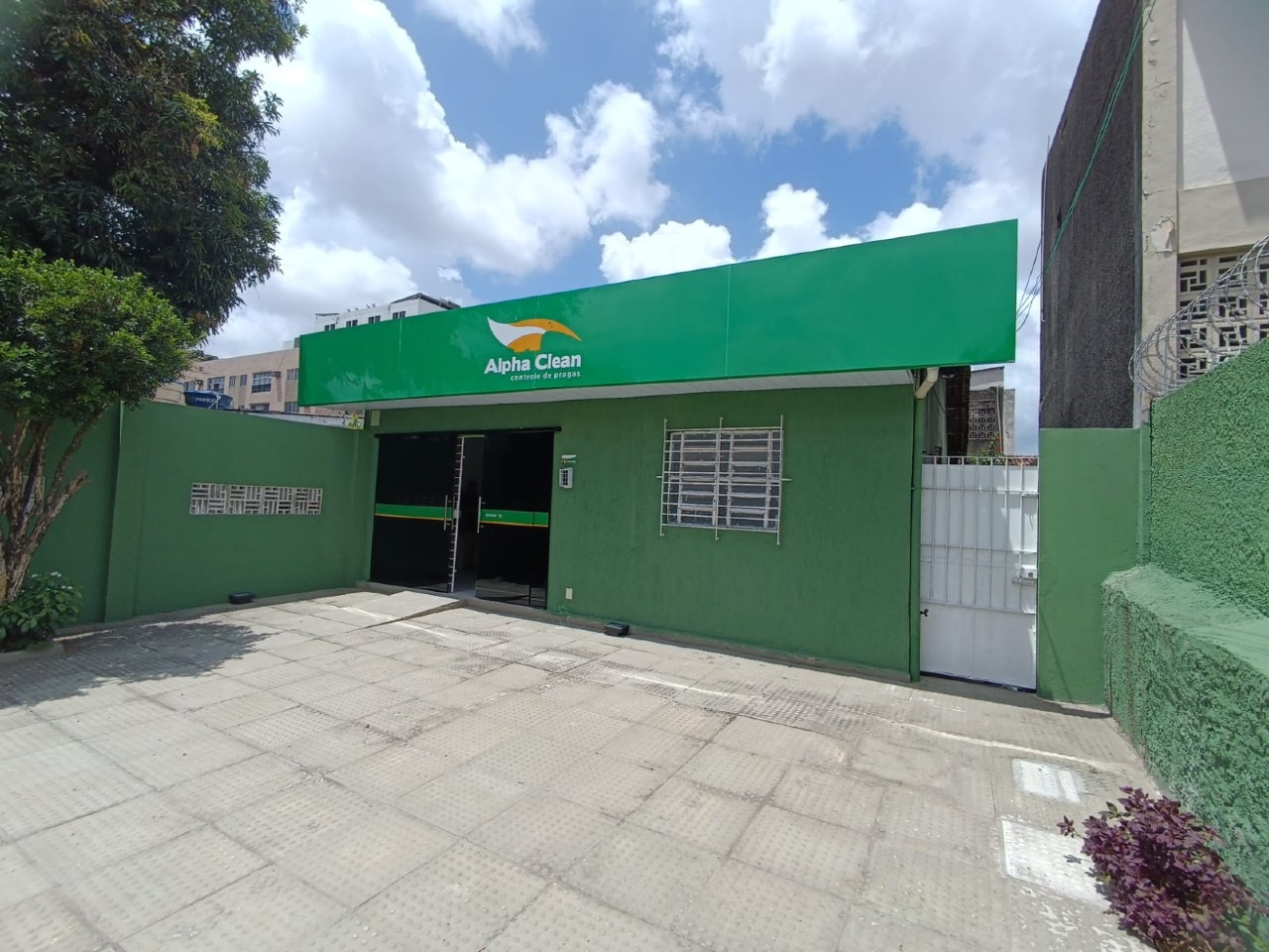 Casa para aluguel no Engenho do Meio: 