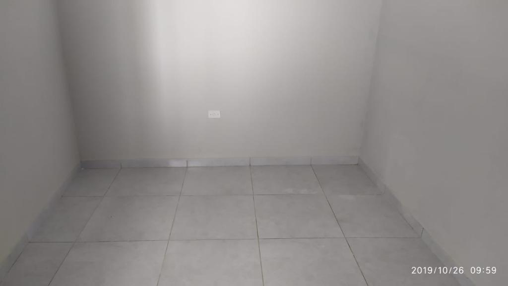 Casa para aluguel no Cordeiro: 