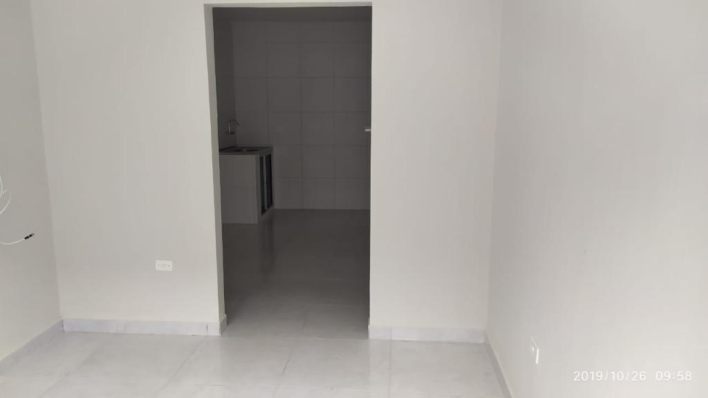 Casa para aluguel no Cordeiro: 