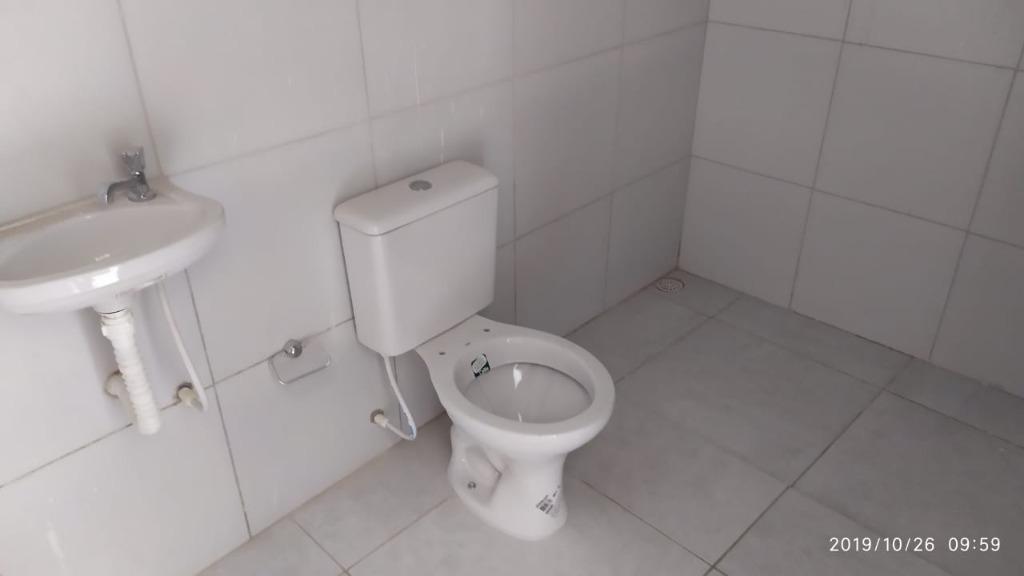 Casa para aluguel no Cordeiro: 