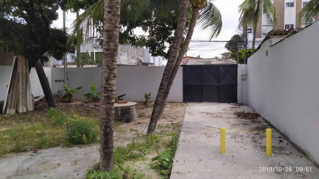 Casa para aluguel no Cordeiro: 