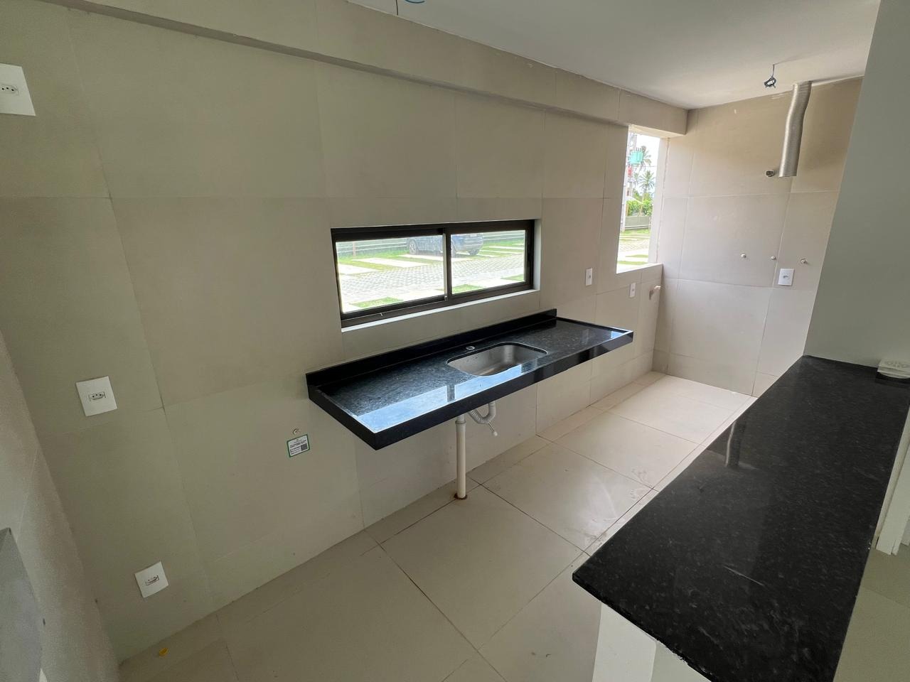 Apartamento 3 quartos ( 1 suíte ) para à venda em Carneiros - Tamandaré - Galápagos Beach Residence - CTI imobiliaria: Cozinha americana