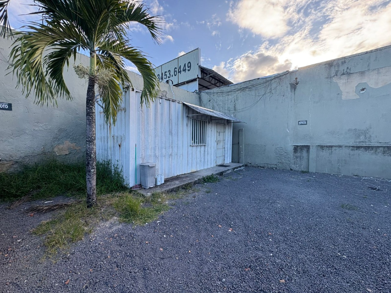 Terreno para aluguel no Cordeiro: 