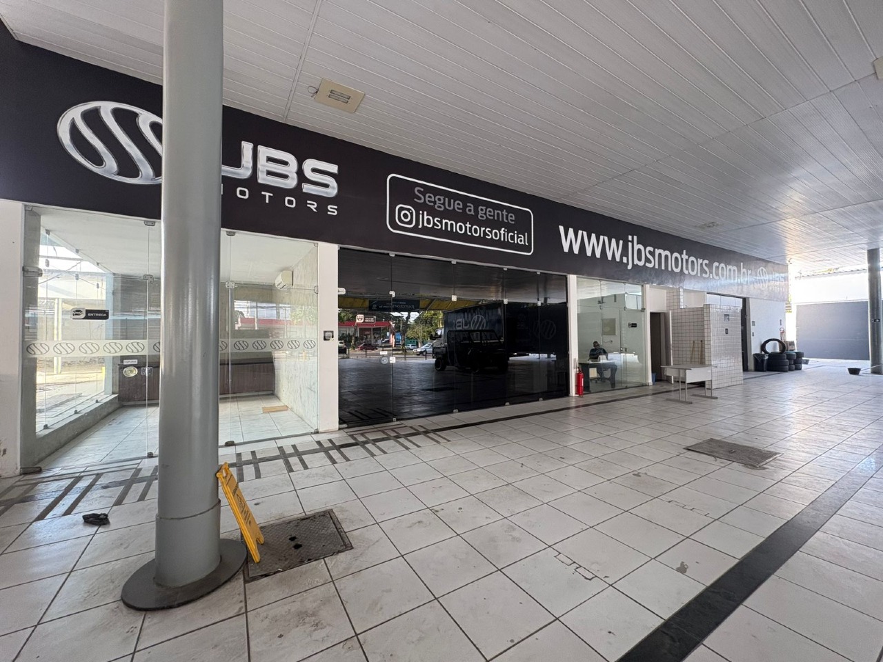 Terreno para aluguel no Cordeiro: 