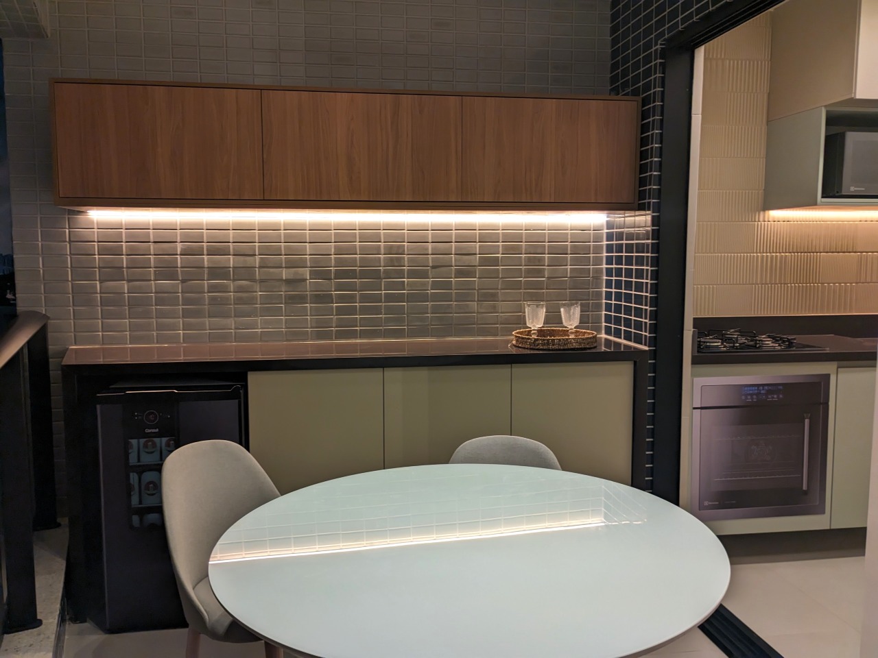 Apartamento 2 quartos ( 1 suíte ) para à venda em Cordeiro - Recife - Praça das Macieiras - CTI imobiliaria: Varanda gourmet 