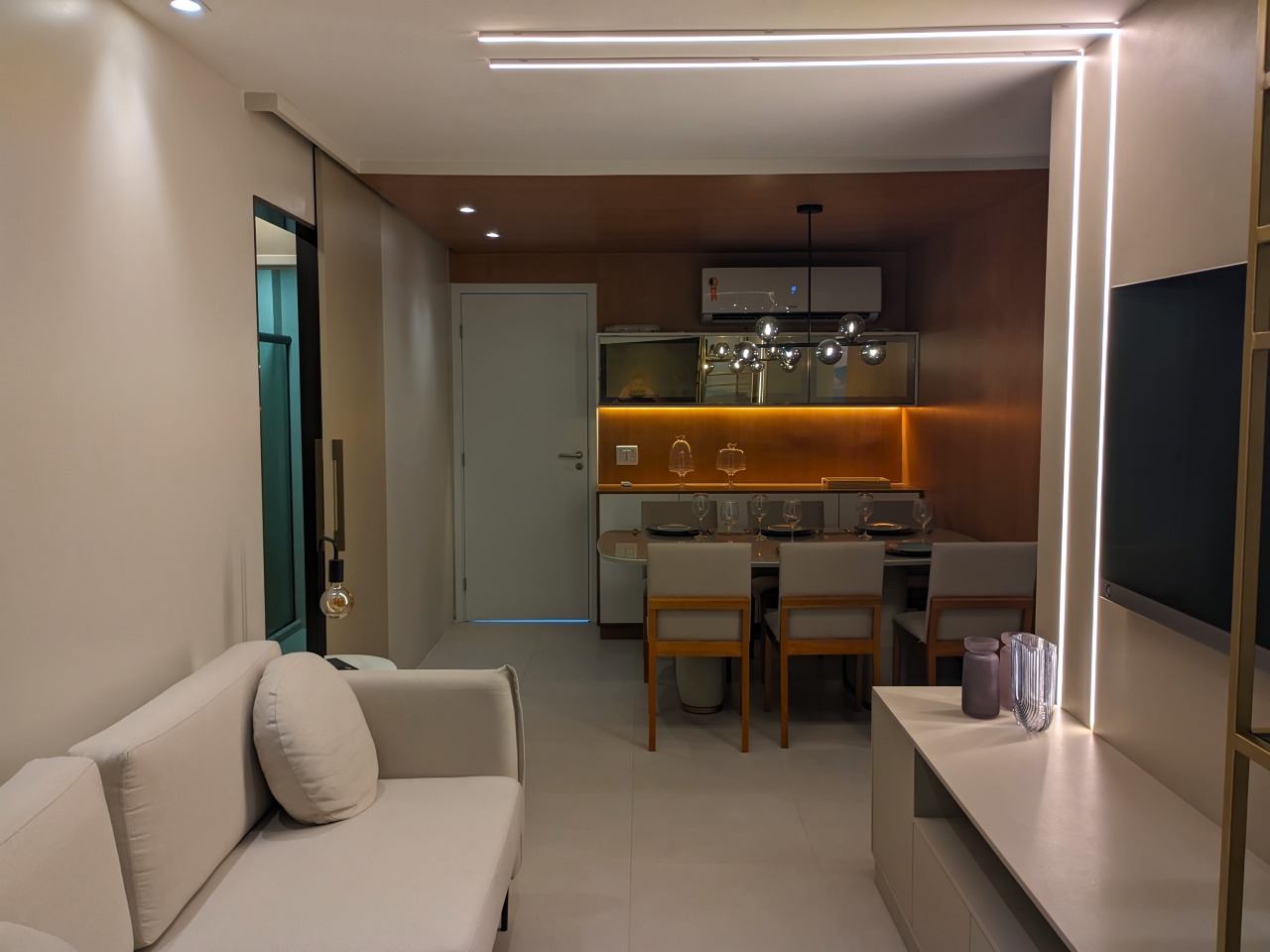 Apartamento 2 quartos ( 1 suíte ) para à venda em Cordeiro - Recife - Praça das Macieiras - CTI imobiliaria: Sala para 2 ambientes 