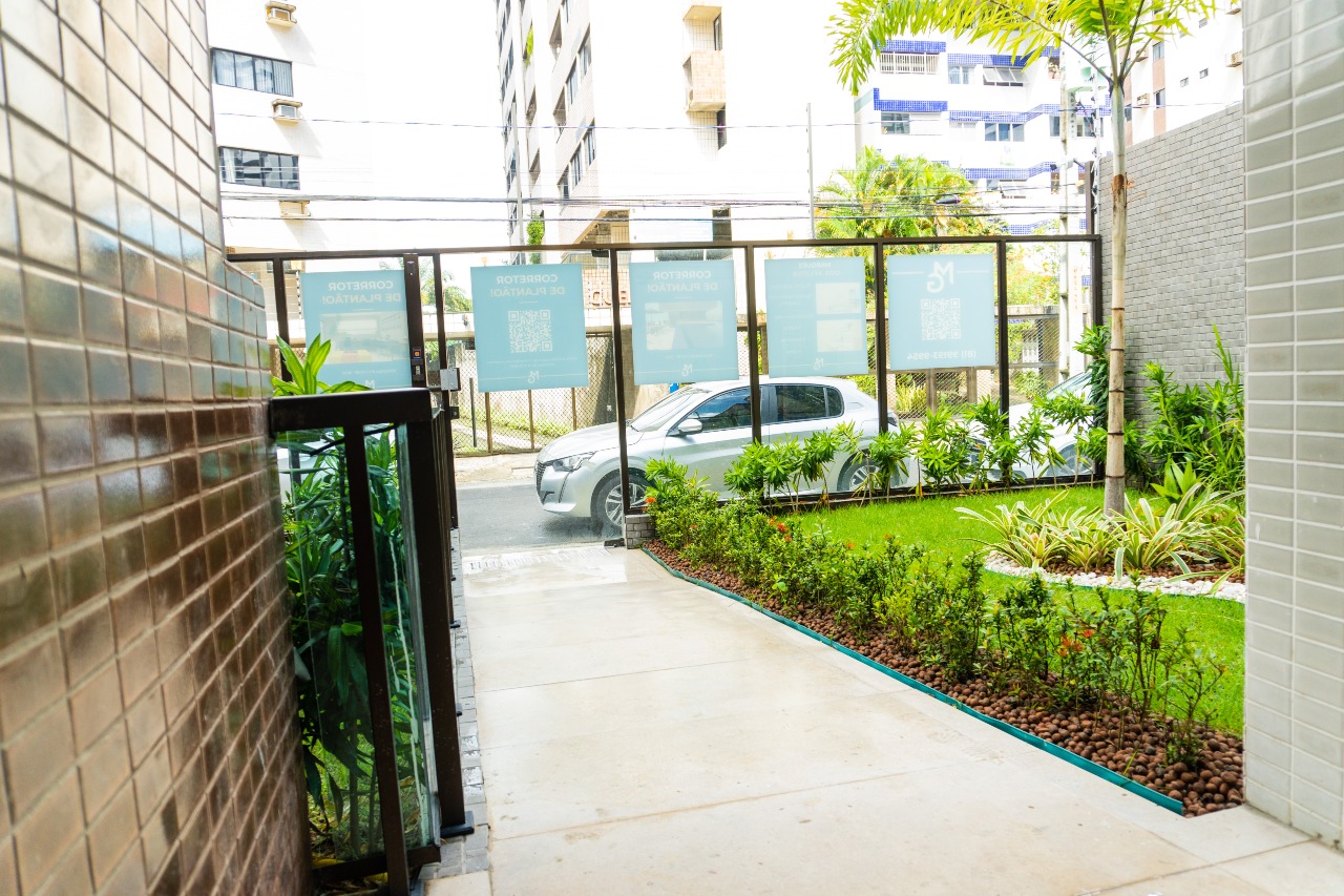 Apartamento 2 quartos ( 1 suíte ) para à venda em Aflitos - Recife - Edifício Marquês dos Aflitos - CTI imobiliaria: Entrada principal 