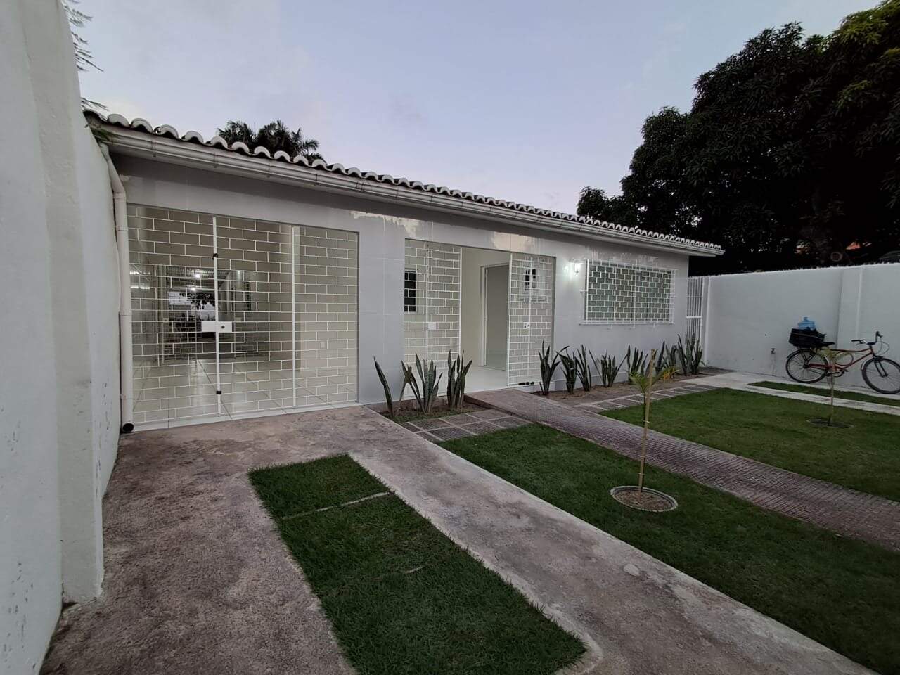 Casa 4 quartos ( ) para para aluguel em Cordeiro - Recife - - CTI imobiliaria: 