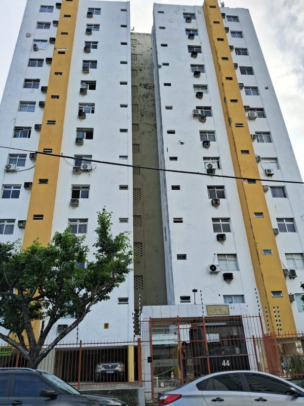 Apartamento à venda no Madalena: Fachada 