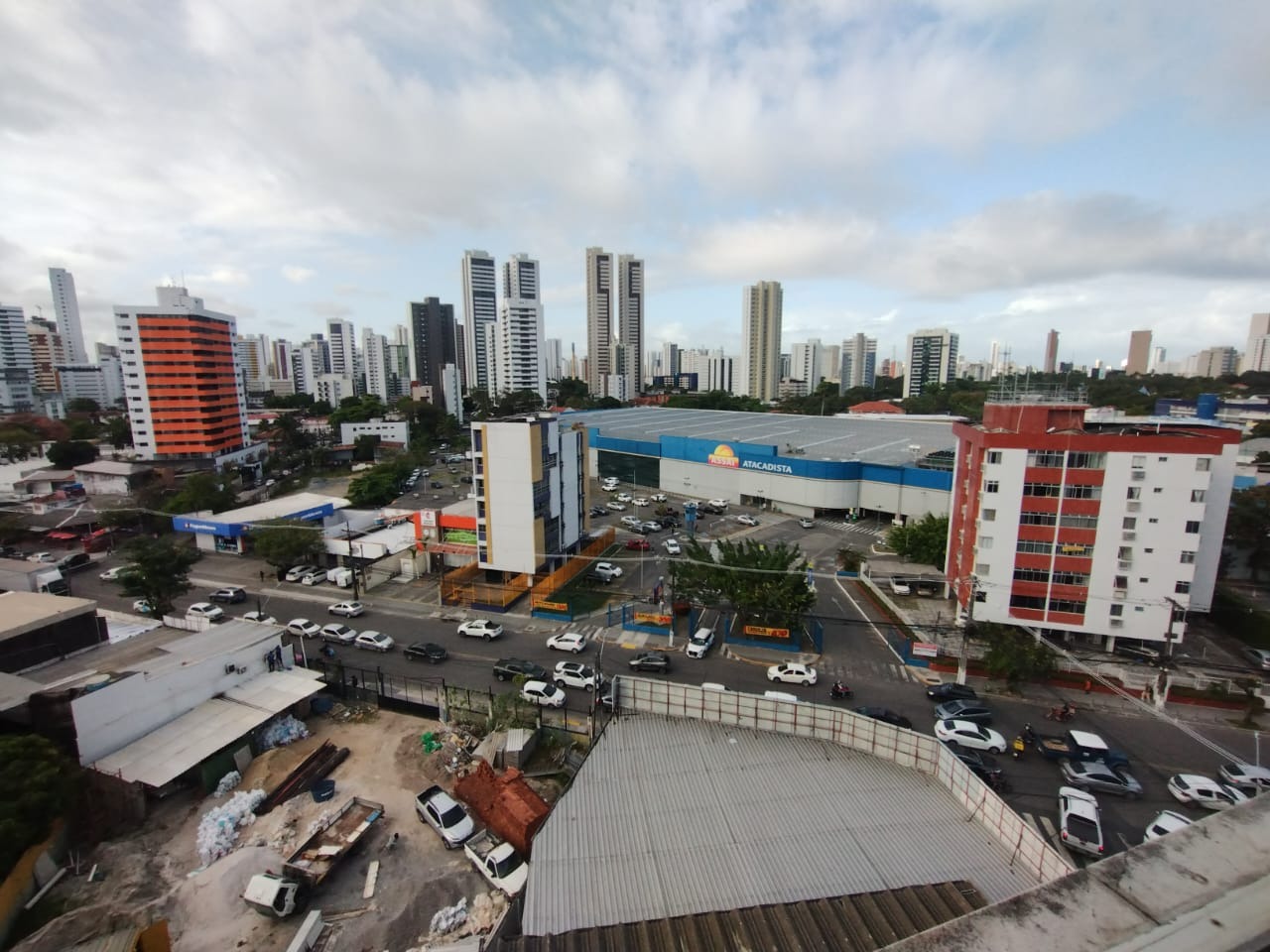 Apartamento à venda no Madalena: Vista varanda