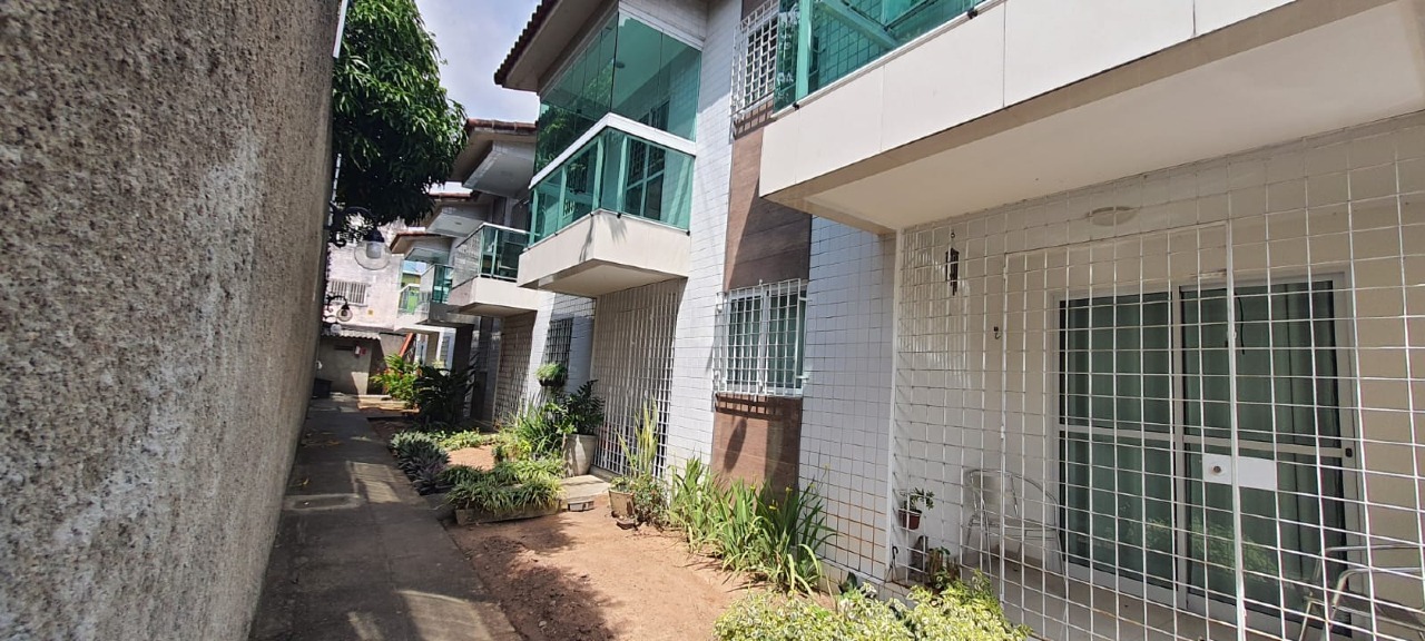 Casa à venda no Iputinga: Fachada 