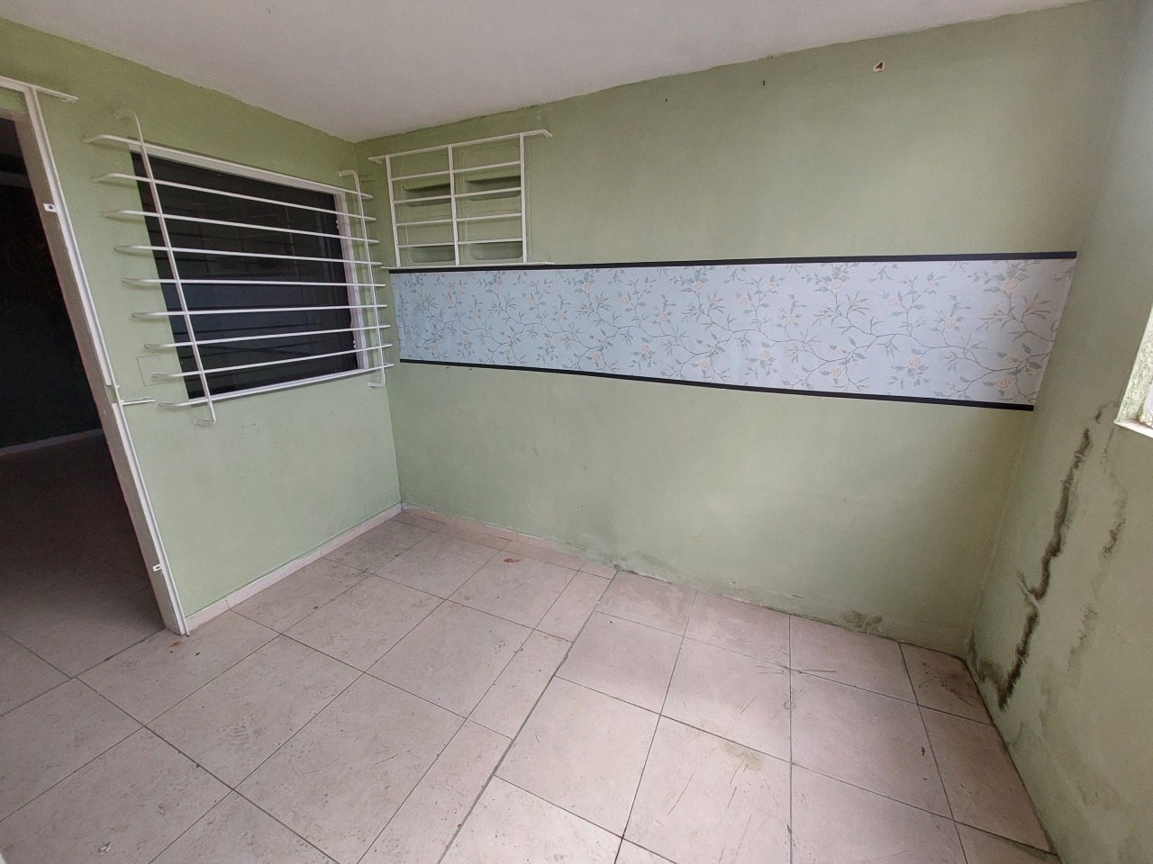 Sala para aluguel no Cordeiro: 